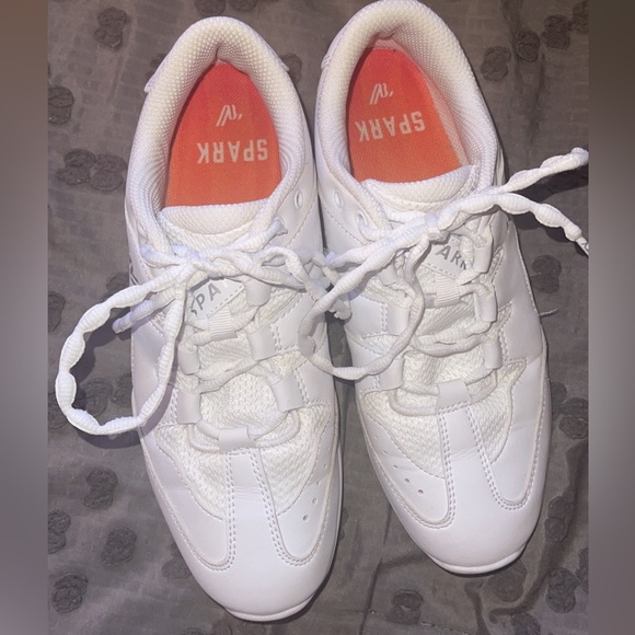 Varsity Cheer Shoes - Picture 2 of 8